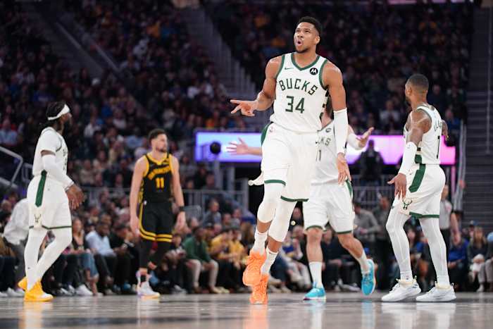 Milwaukee Bucks forward Giannis Antetokounmpo (34) reacts after the Bucks made a basket against the Golden State Warriors